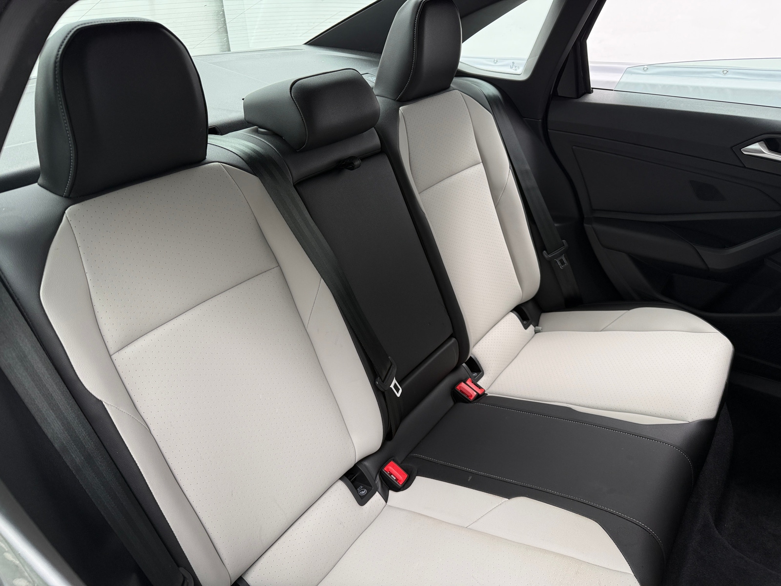 Thumbnail: 2021 Volkswagen Jetta - 5