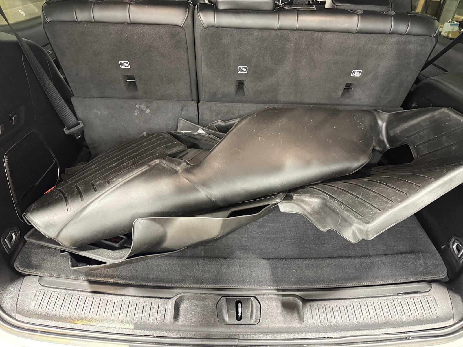 Thumbnail: 2024 Jeep Wagoneer - 6