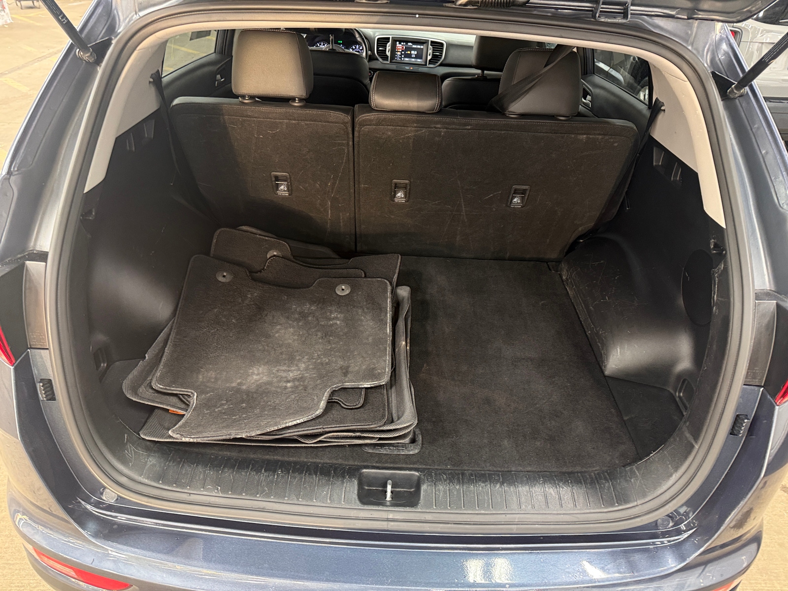 Thumbnail: 2019 Kia Sportage - 6