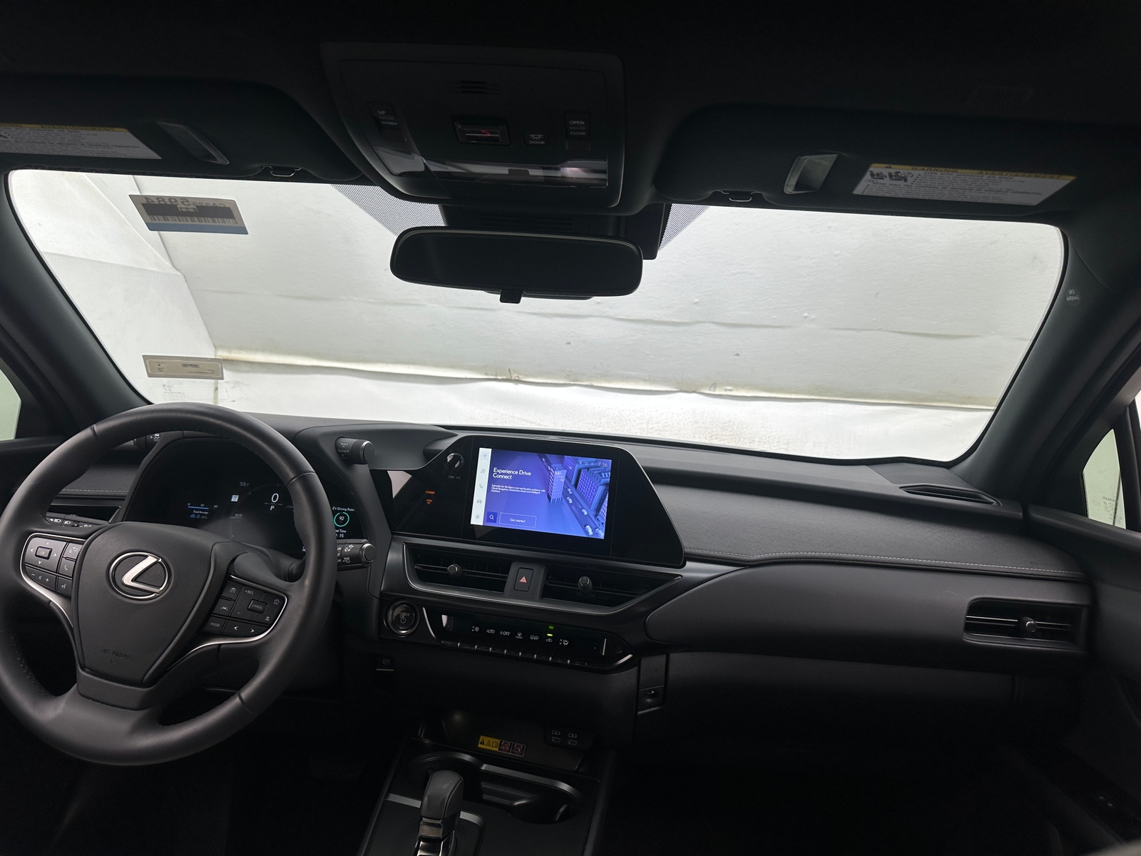 Thumbnail: 2025 Lexus UX - 2