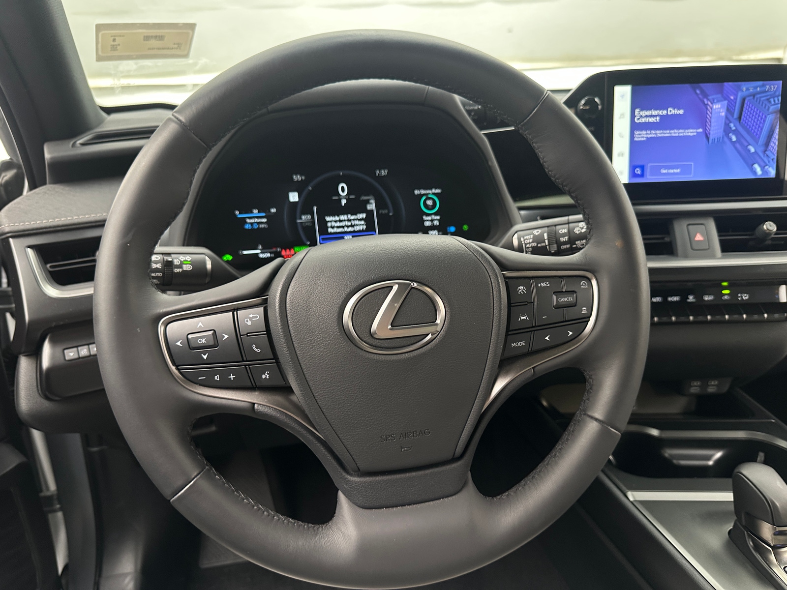 Thumbnail: 2025 Lexus UX - 4