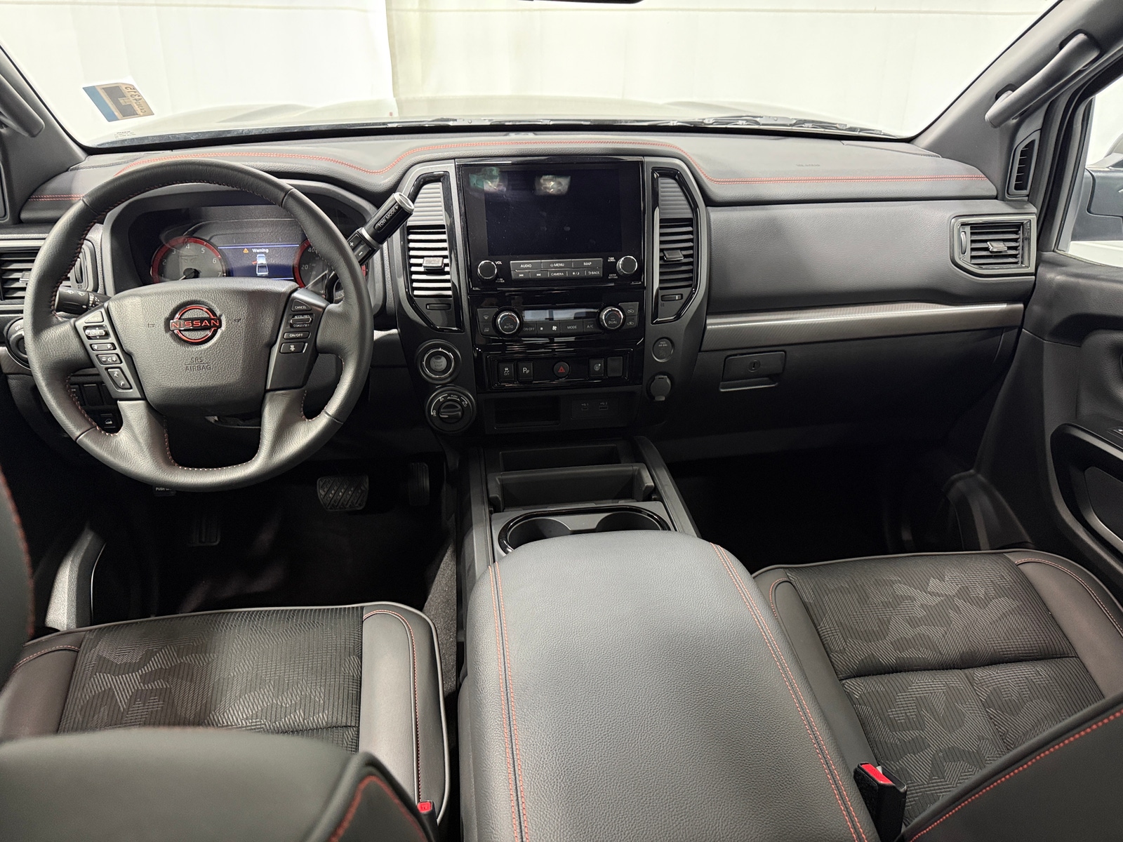 Thumbnail: 2024 Nissan Titan - 2