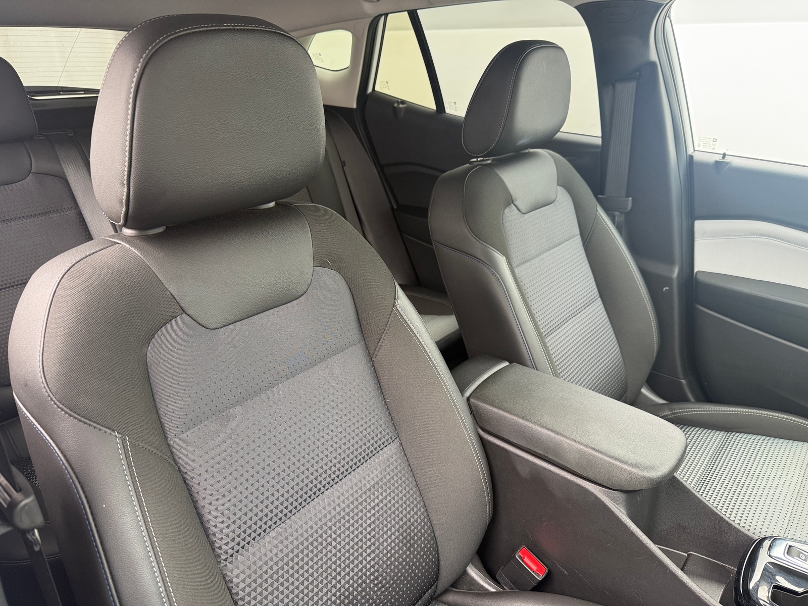 Thumbnail: 2025 Chevrolet Trax - 2