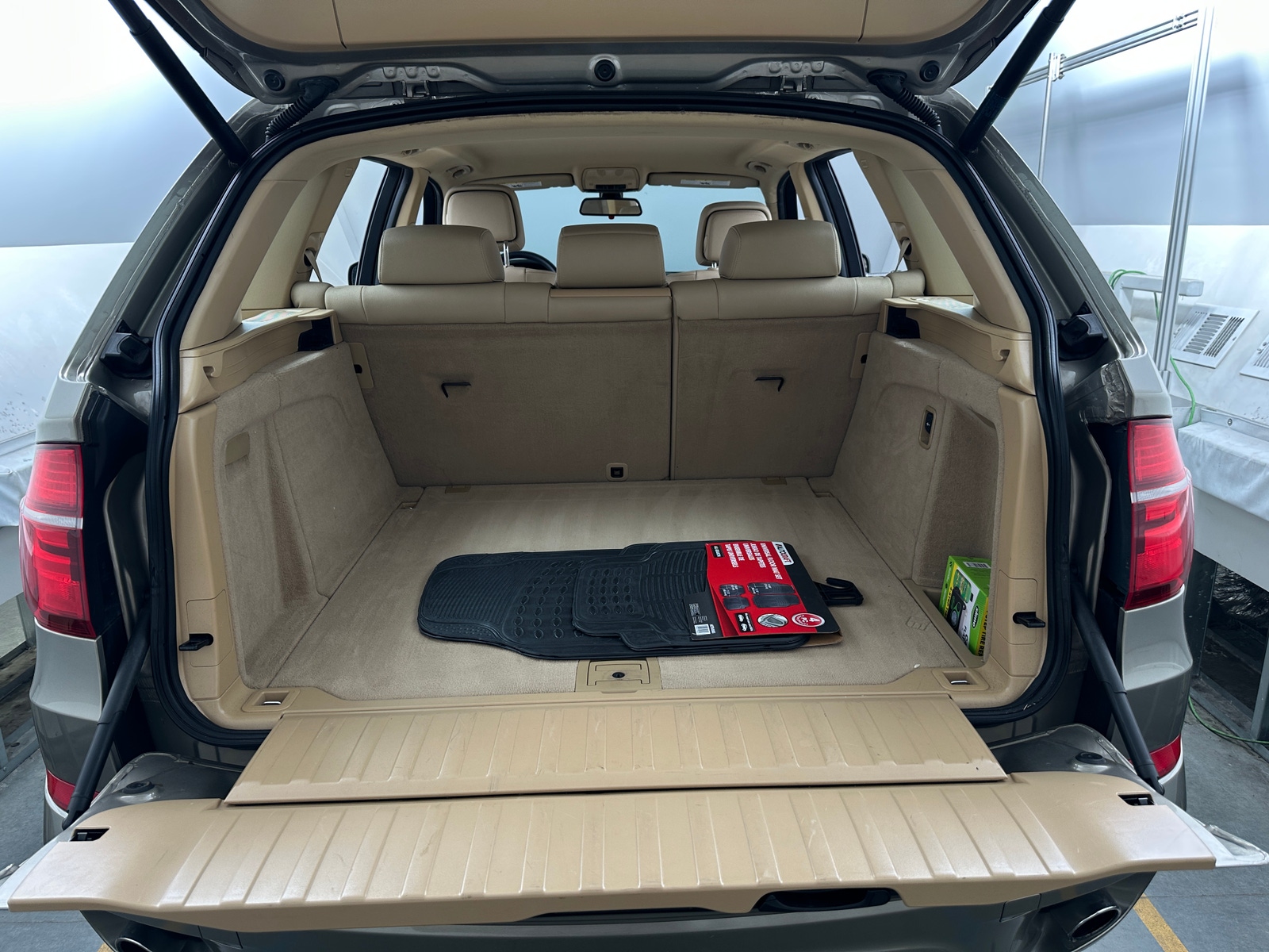 Thumbnail: 2011 BMW X5 - 7