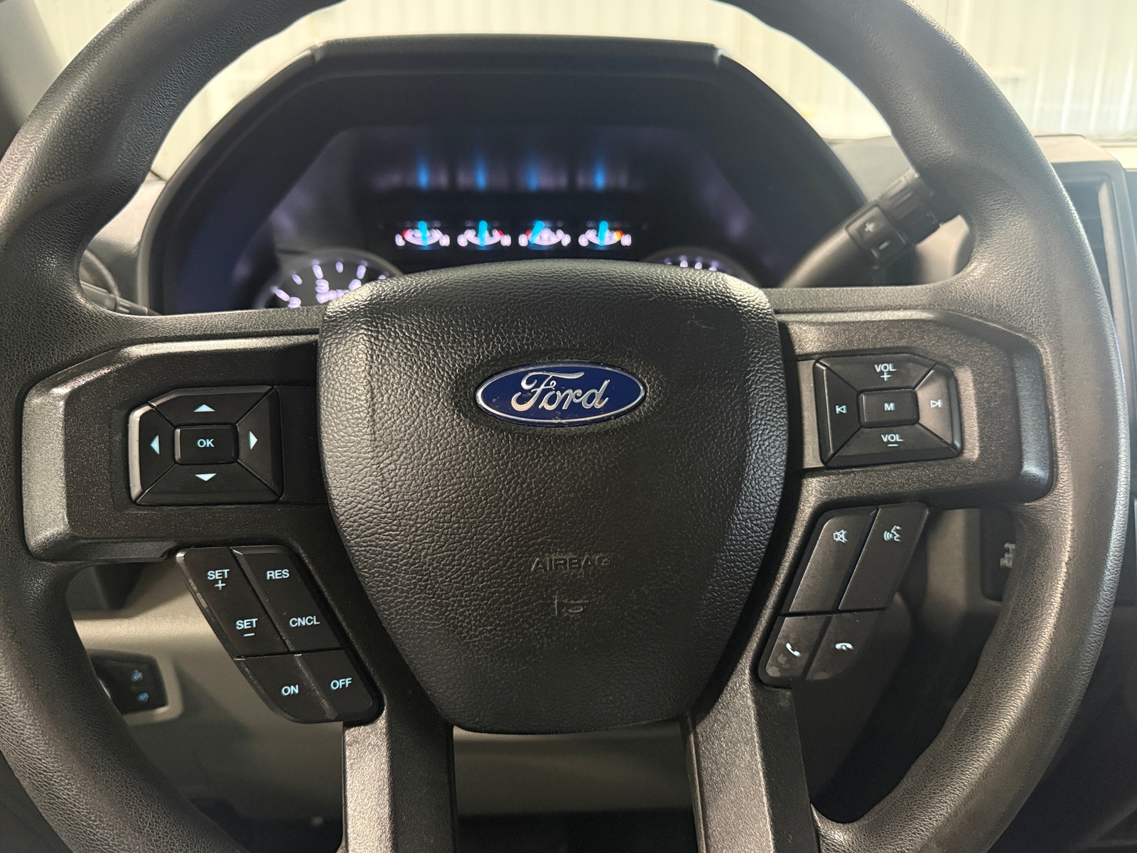 Thumbnail: 2021 Ford Econoline - 4