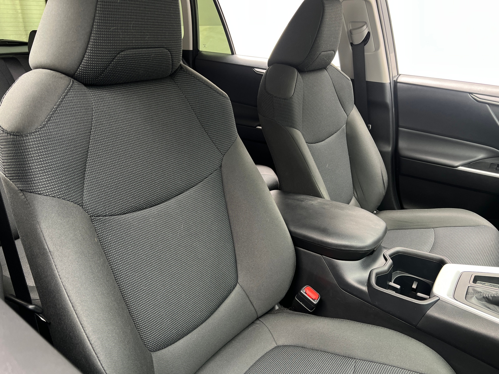 Thumbnail: 2025 Toyota RAV4 - 2