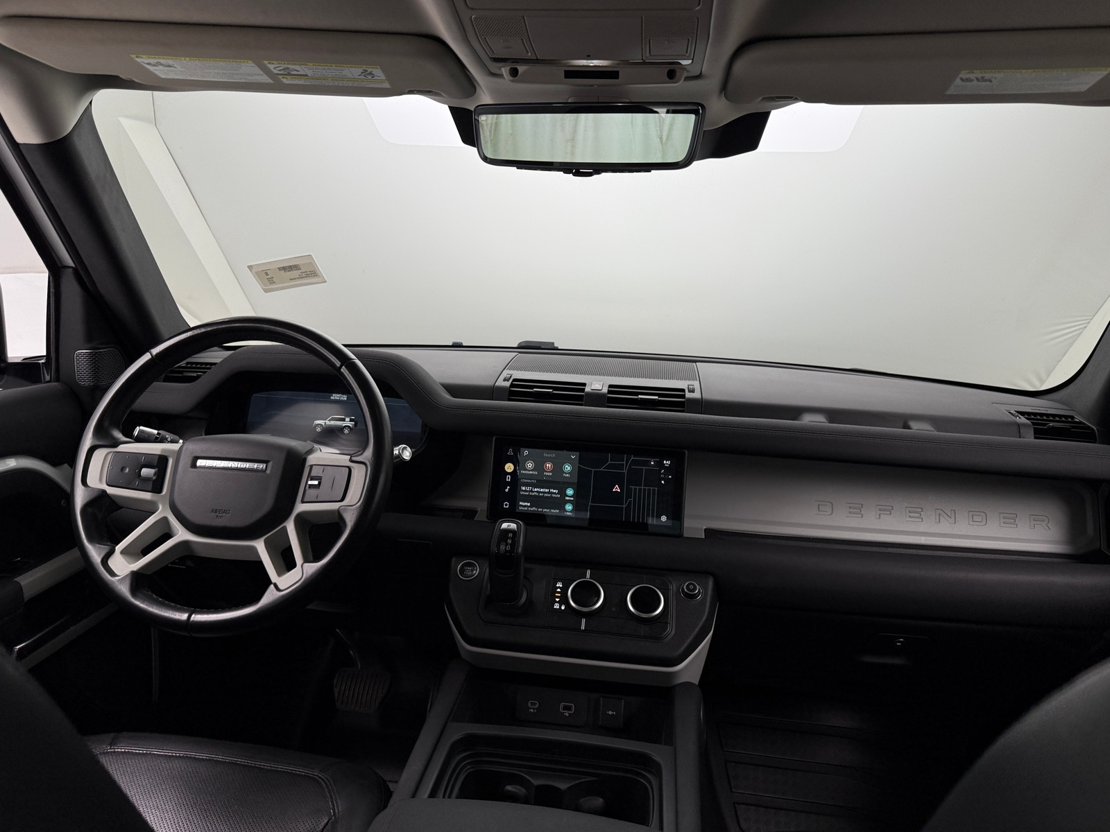 Thumbnail: 2022 Land Rover Defender - 2