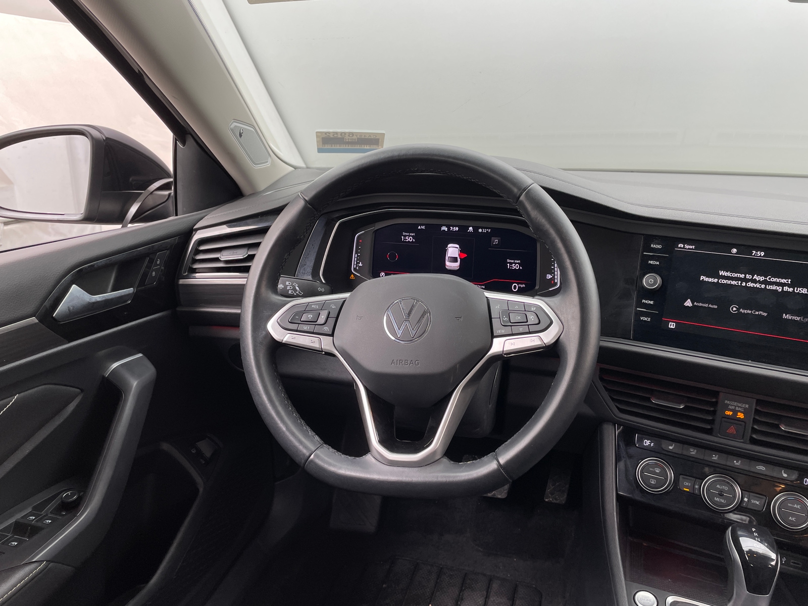 Thumbnail: 2023 Volkswagen Jetta - 4