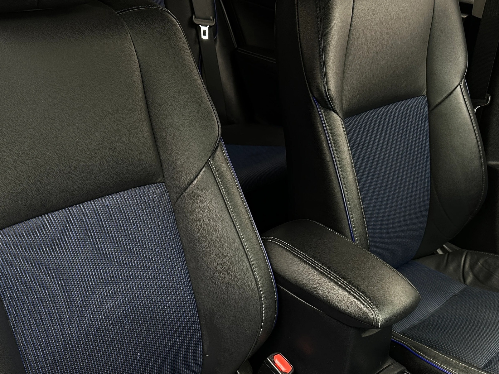 Thumbnail: 2018 Toyota Corolla - 2