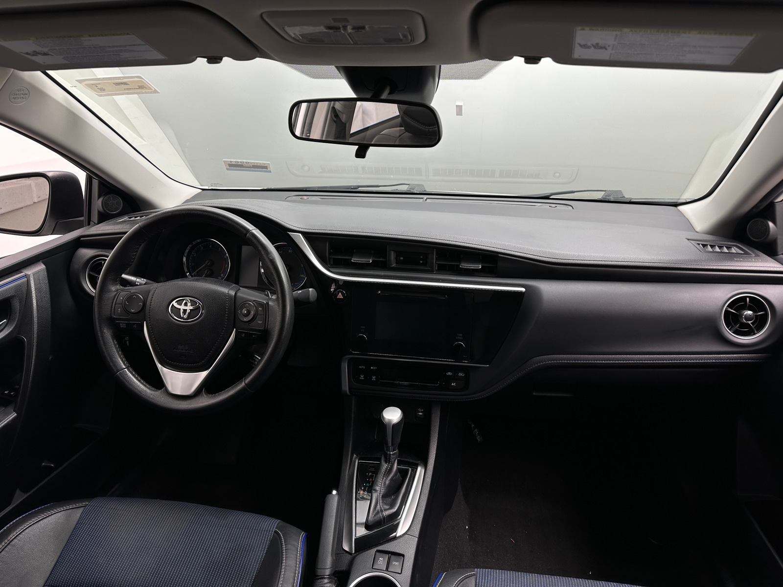 Thumbnail: 2018 Toyota Corolla - 3