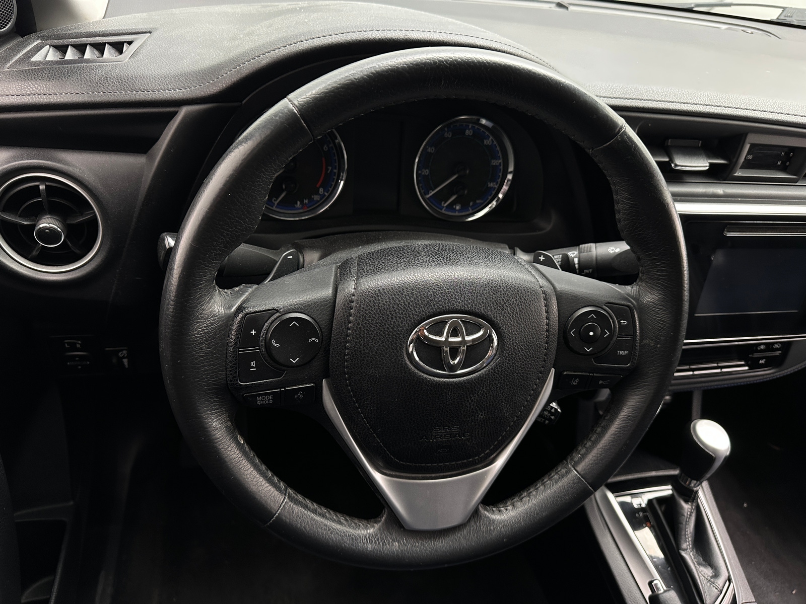 Thumbnail: 2018 Toyota Corolla - 5