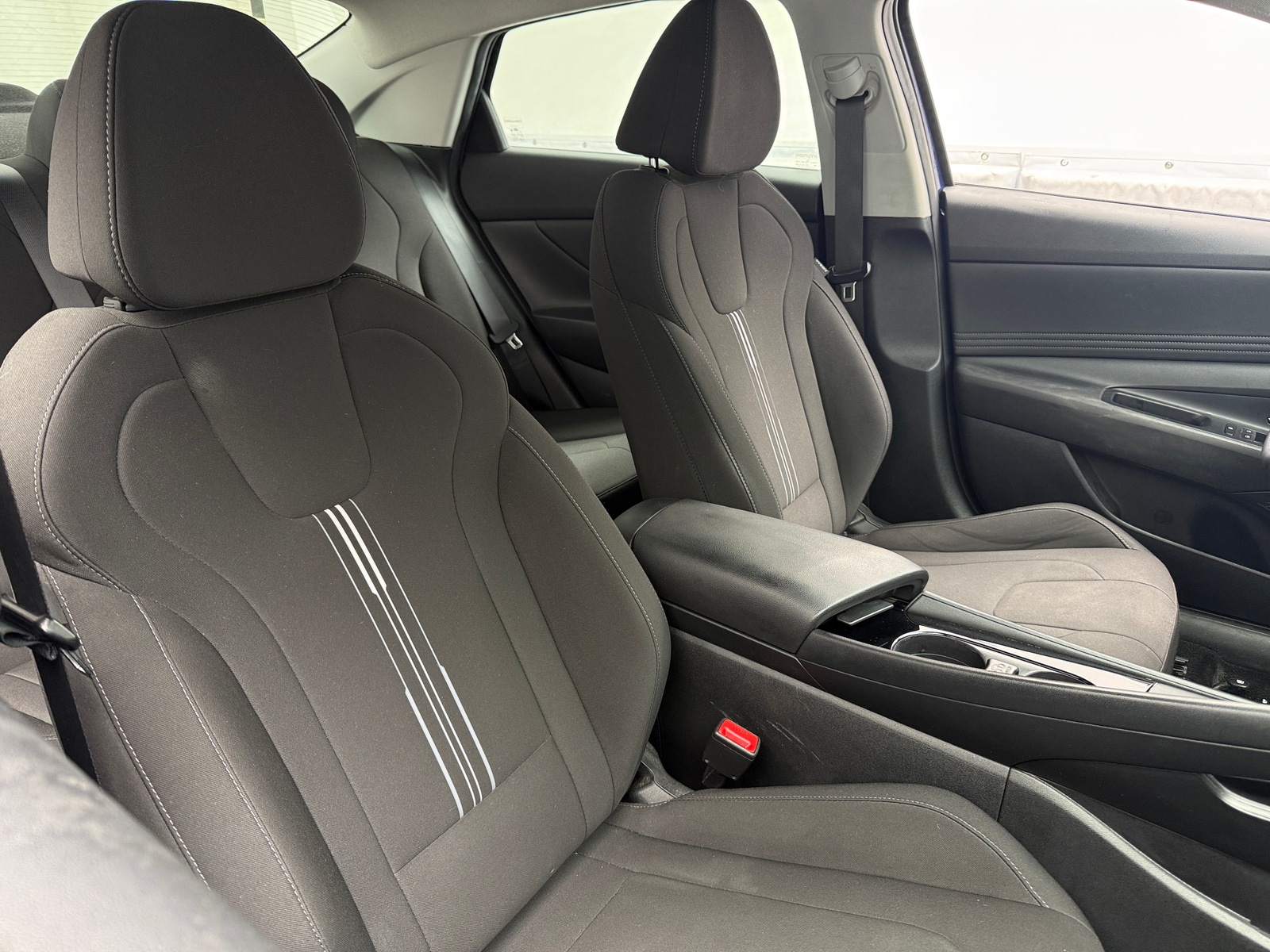 Thumbnail: 2023 Hyundai Elantra - 2