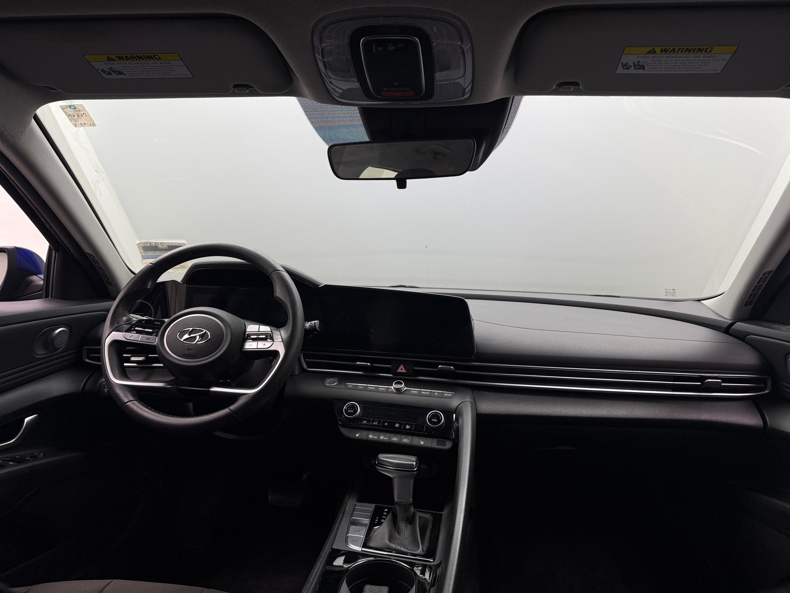 Thumbnail: 2023 Hyundai Elantra - 3