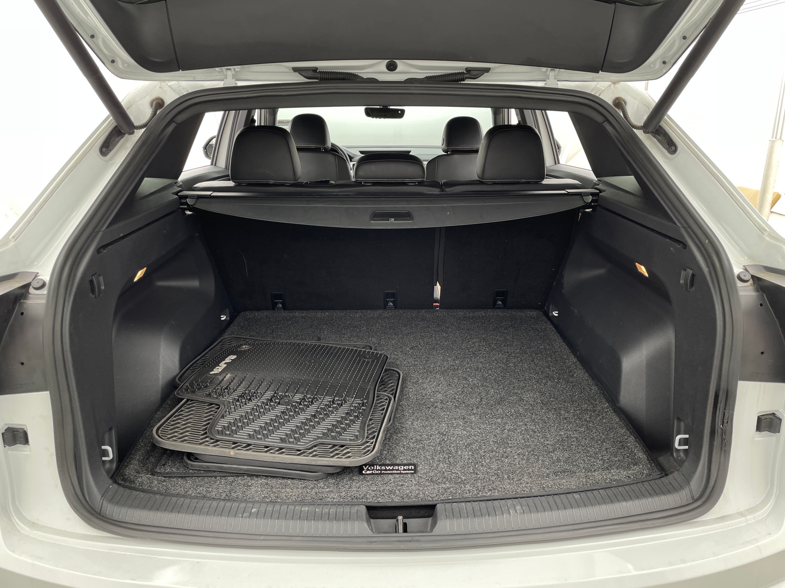 Thumbnail: 2022 Volkswagen Atlas - 6