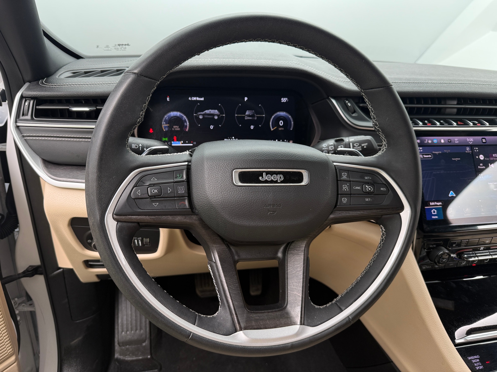 Thumbnail: 2023 Jeep Grand Cherokee - 4