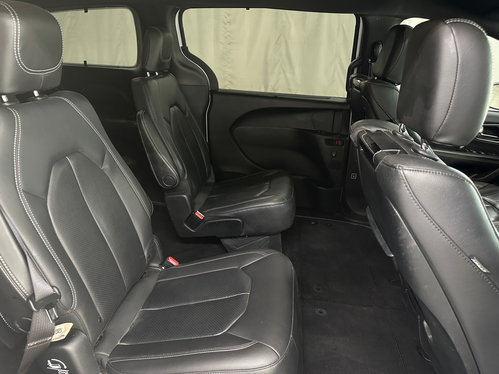 Thumbnail: 2020 Chrysler Pacifica - 5