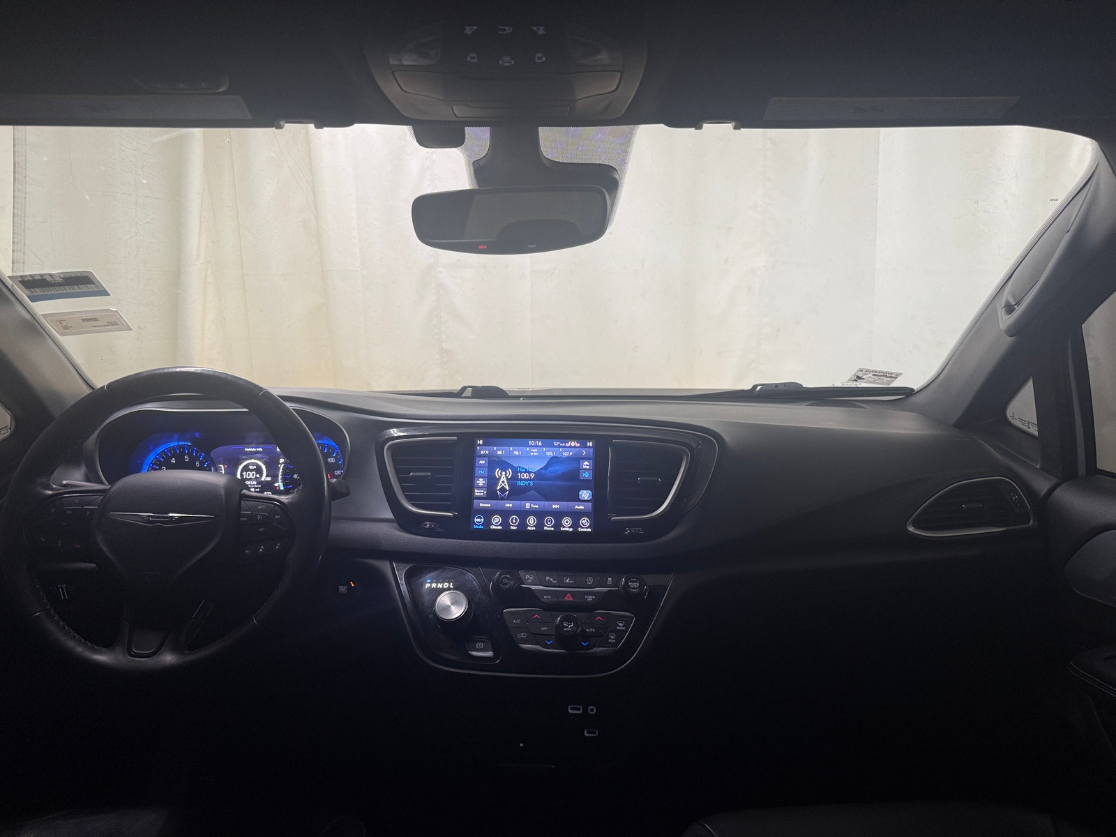 Thumbnail: 2020 Chrysler Pacifica - 2