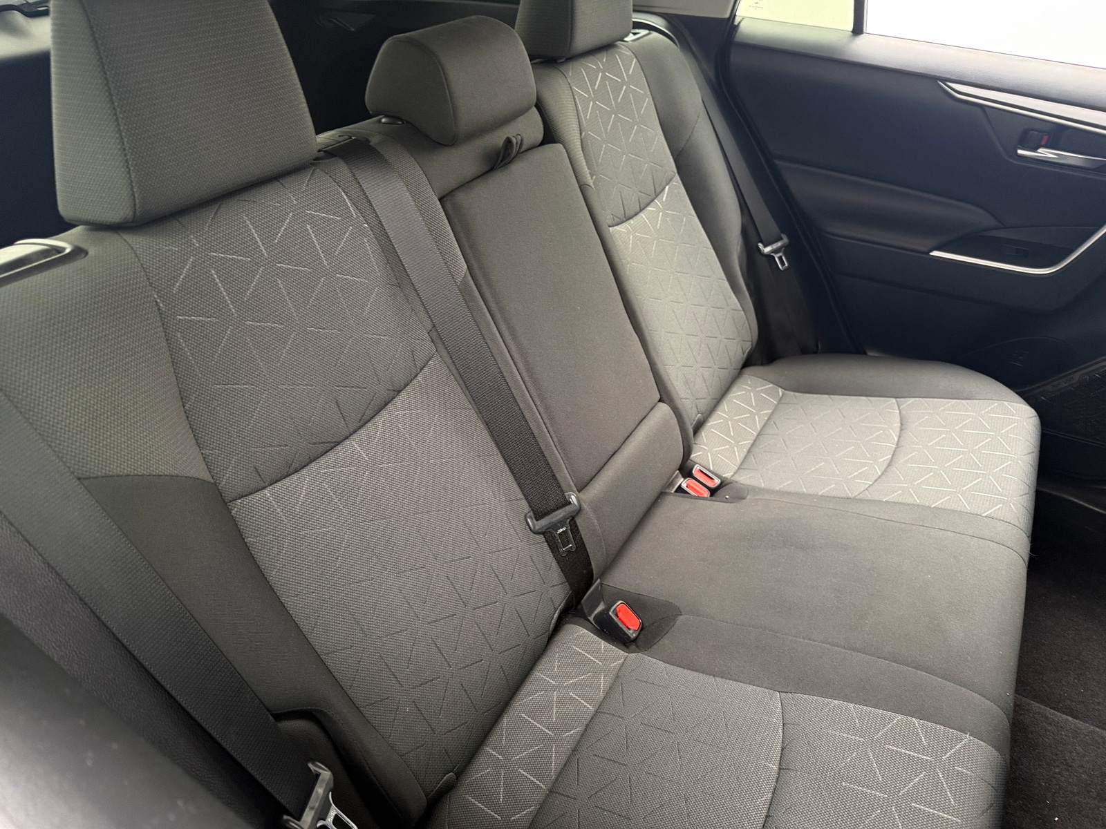 Thumbnail: 2020 Toyota RAV4 - 6