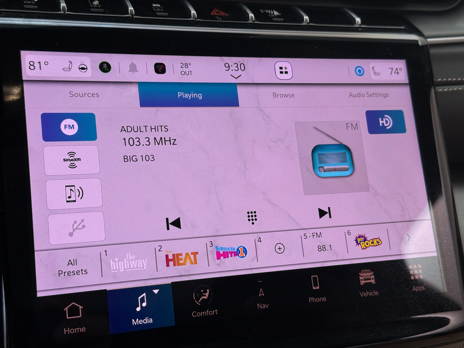 Thumbnail: 2025 Jeep Grand Cherokee - 3