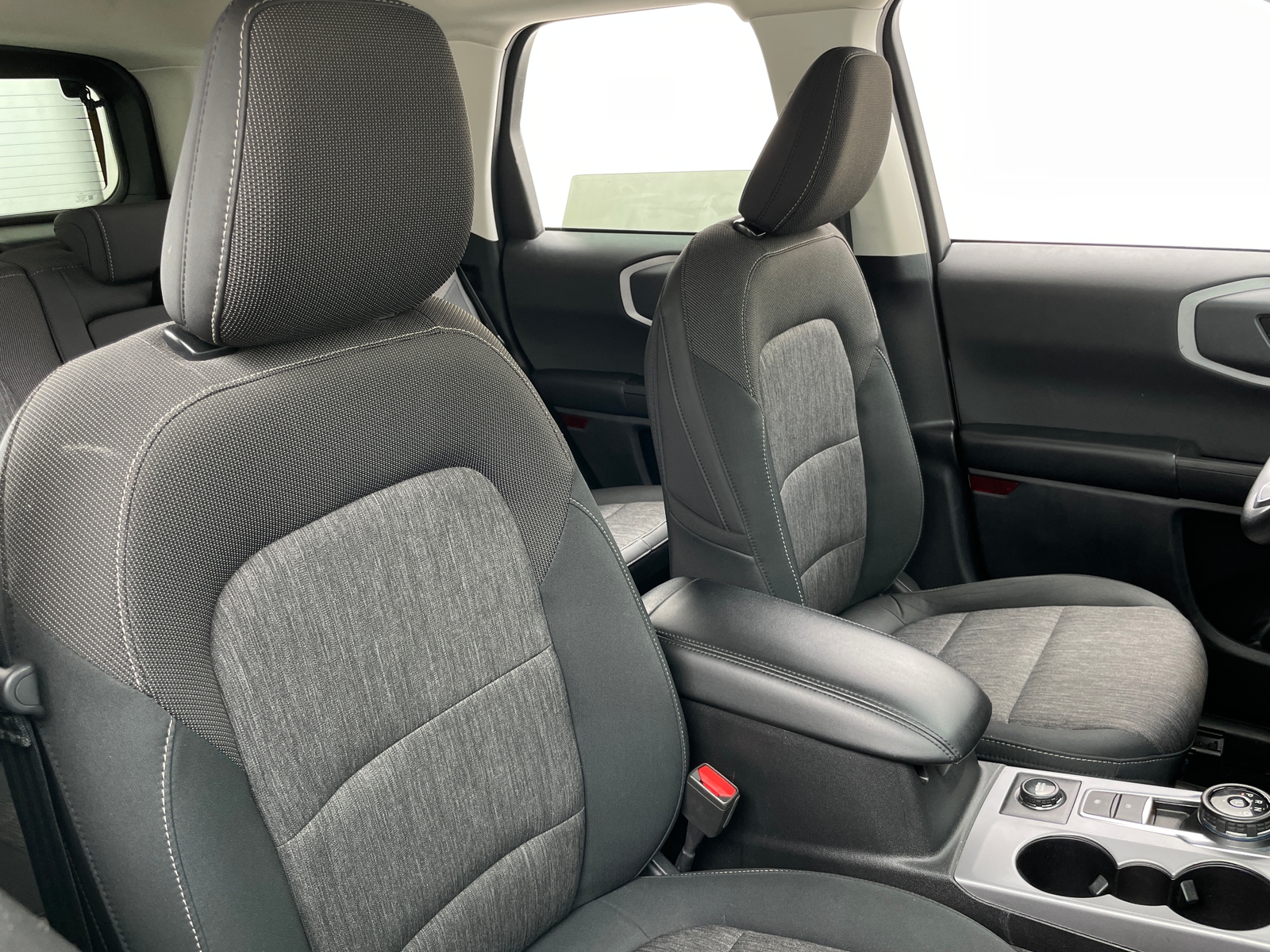 Thumbnail: 2022 Ford Bronco Sport - 2