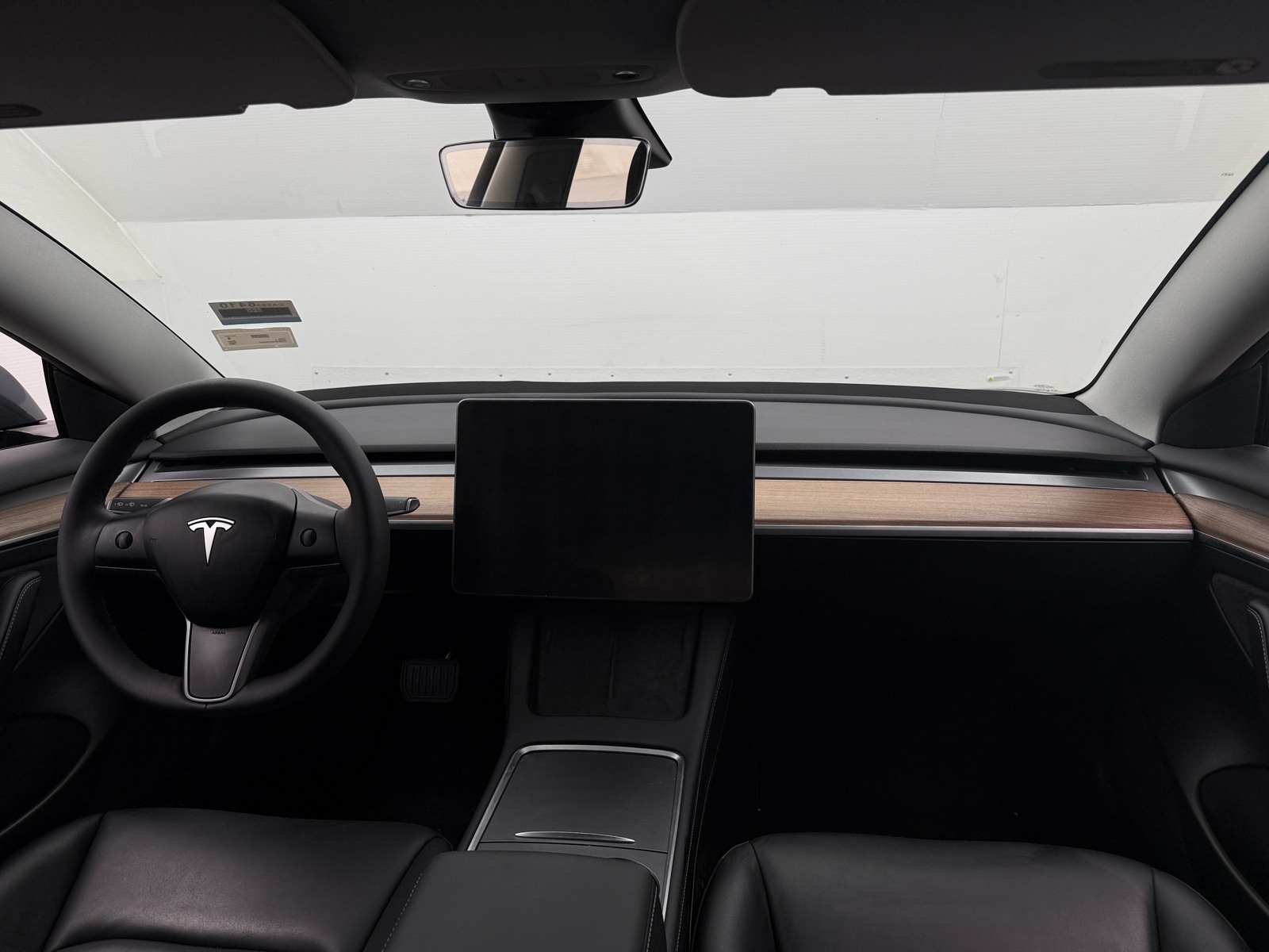 Thumbnail: 2023 Tesla Model 3 - 2