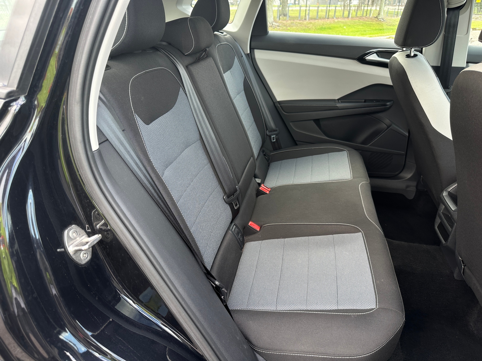 Thumbnail: 2025 Volkswagen Taos - 6