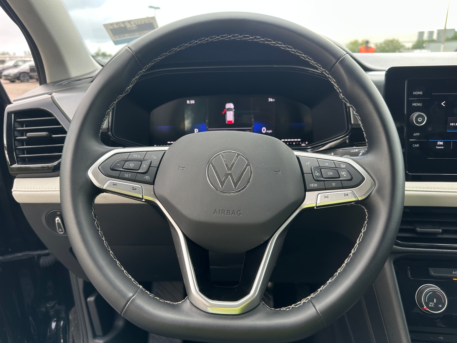 Thumbnail: 2025 Volkswagen Taos - 5