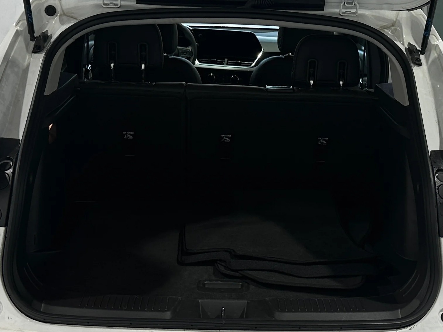 Thumbnail: 2025 Chevrolet Trax - 7