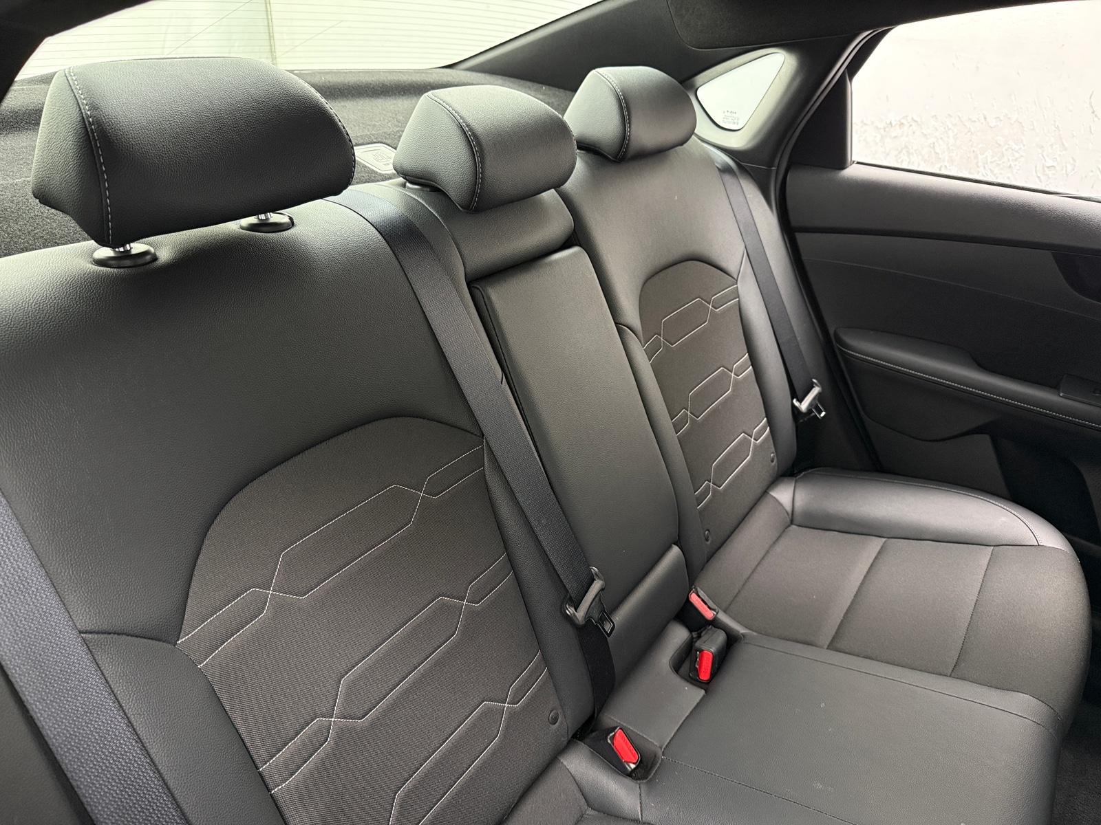 Thumbnail: 2023 Kia Forte - 6