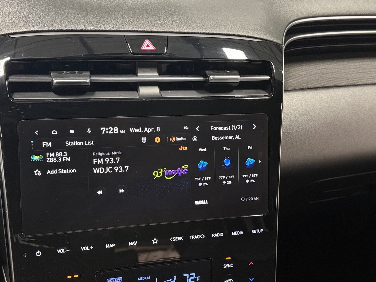 Thumbnail: 2024 Hyundai Tucson - 3