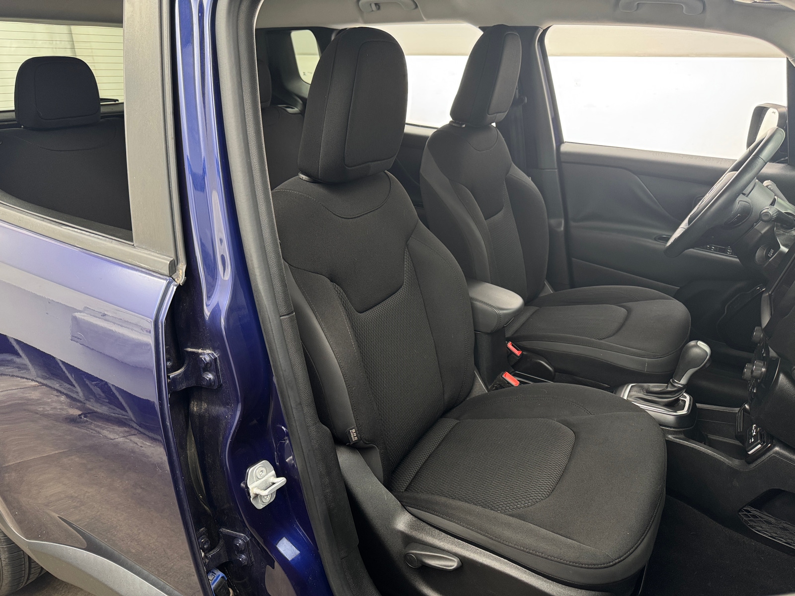 Thumbnail: 2019 Jeep Renegade - 2