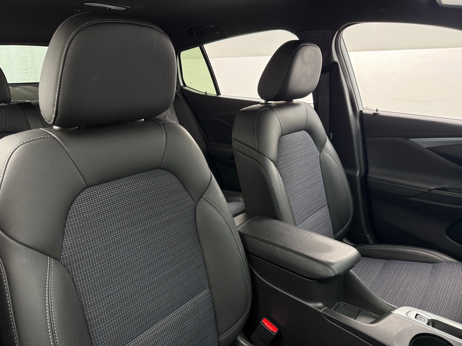 Thumbnail: 2025 Buick Envista - 2