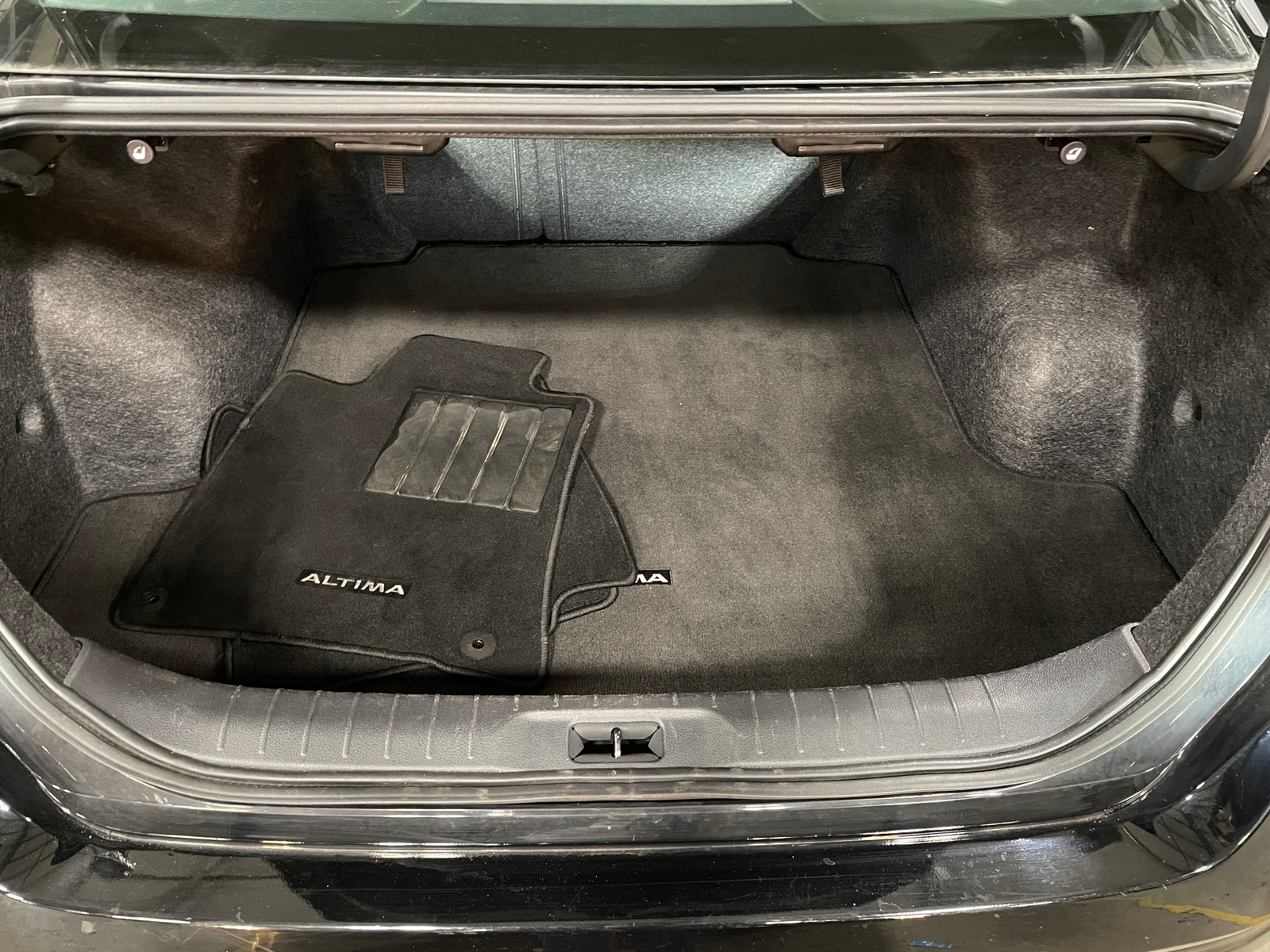 Thumbnail: 2025 Nissan Altima - 7