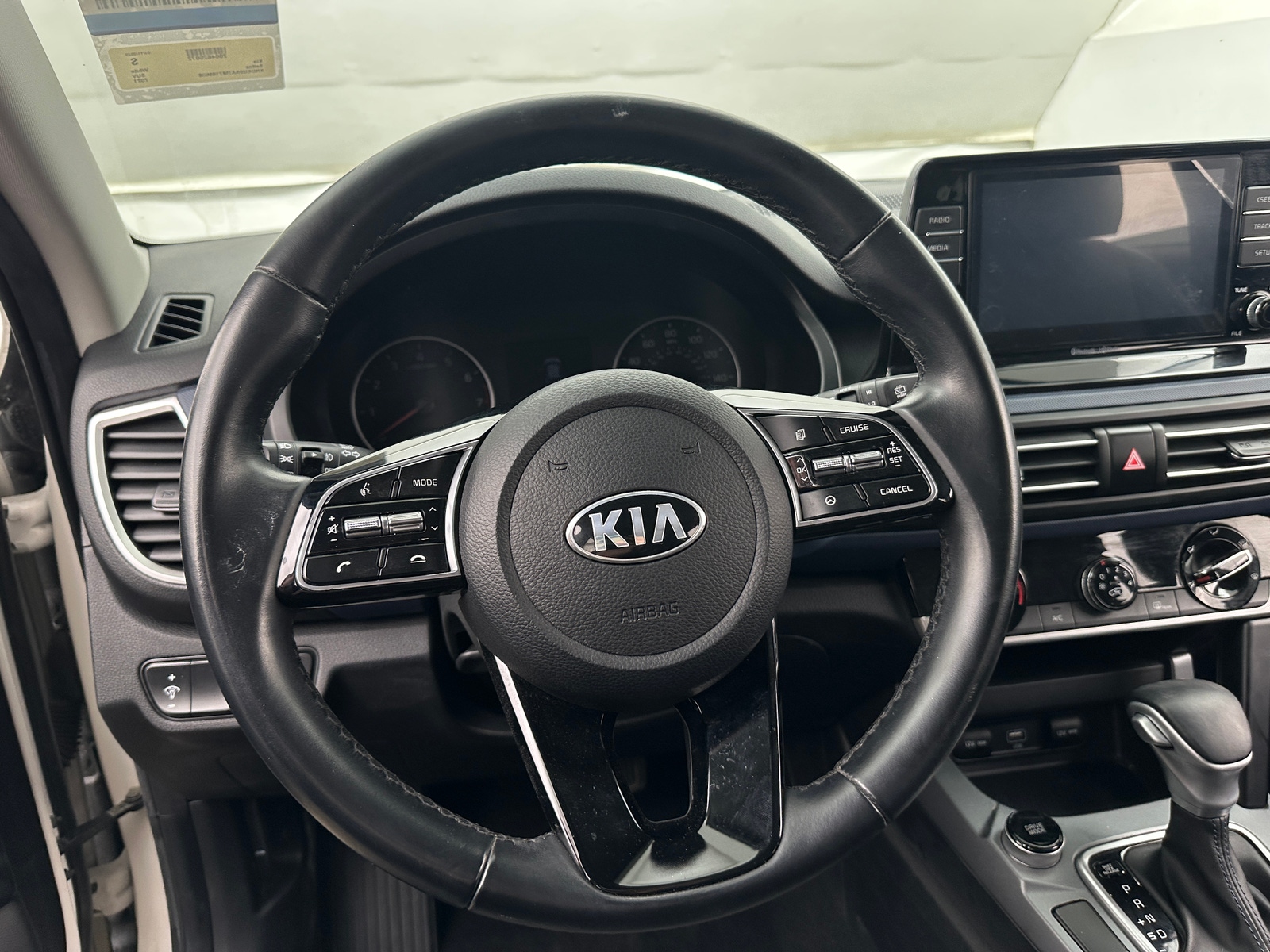 Thumbnail: 2021 Kia Seltos - 4