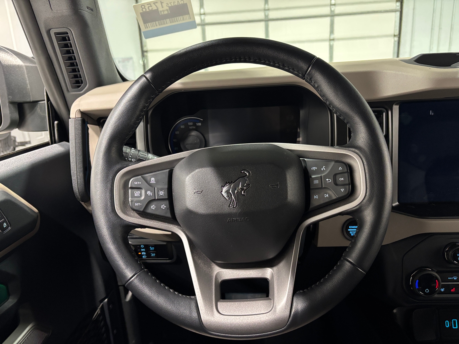 Thumbnail: 2023 Ford Bronco - 5