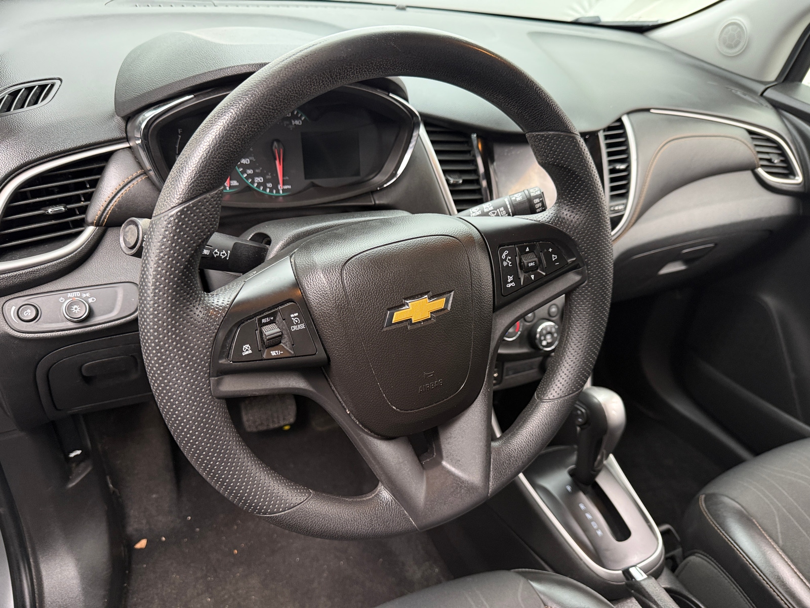 Thumbnail: 2021 Chevrolet Trax - 5