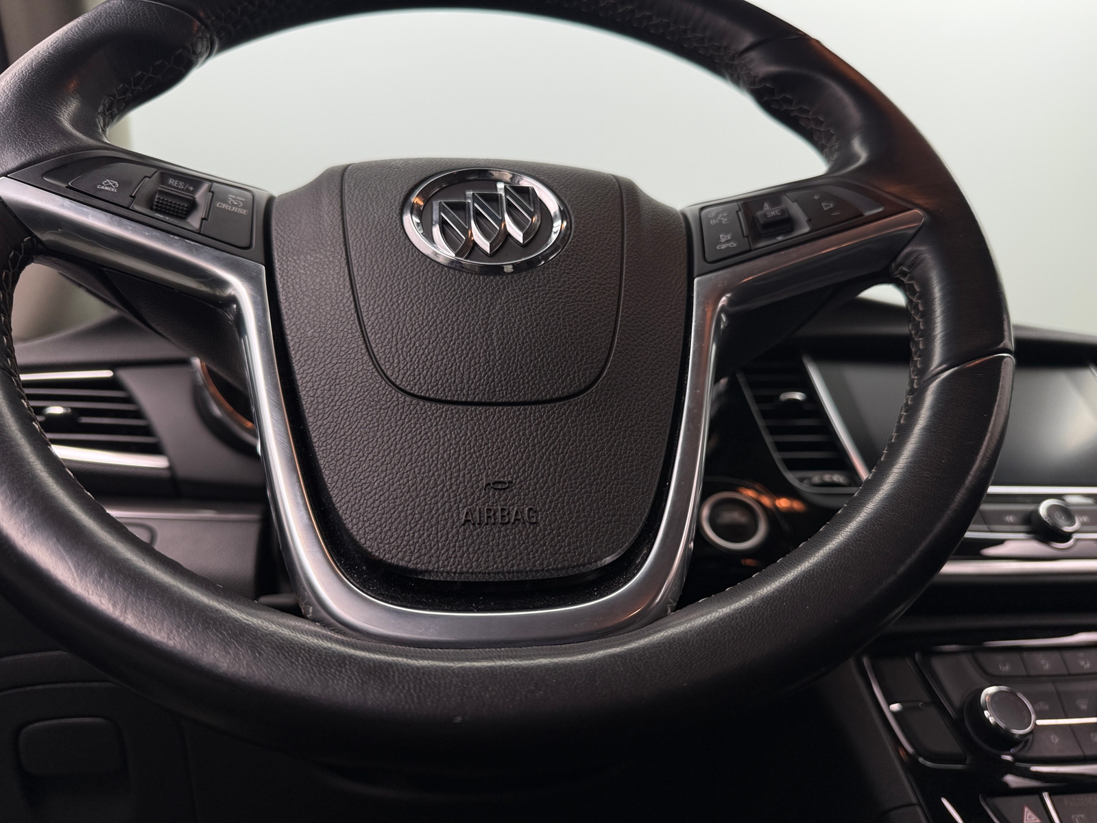 Thumbnail: 2019 Buick Encore - 5