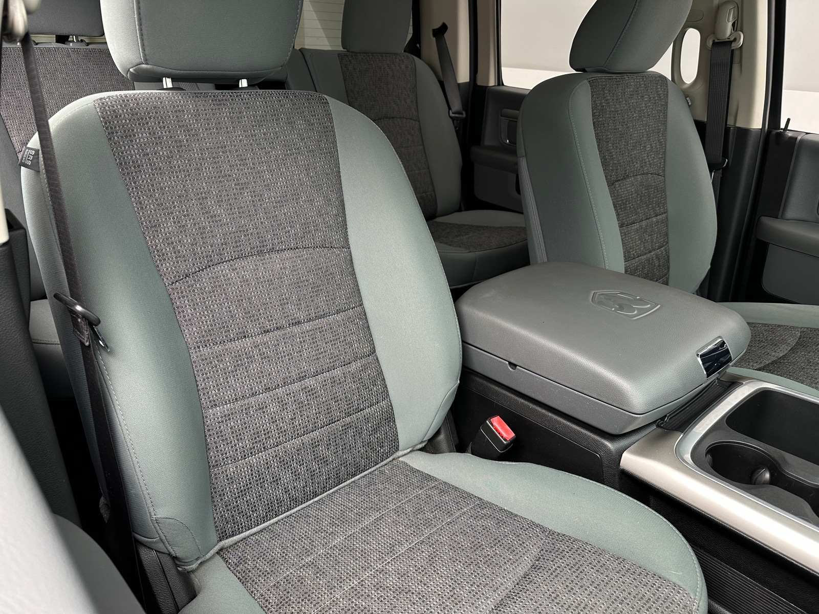 Thumbnail: 2019 RAM 1500 Classic - 2