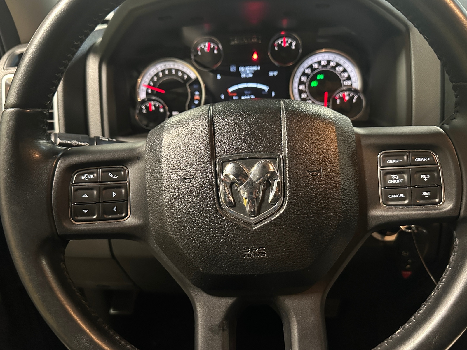 Thumbnail: 2019 RAM 1500 Classic - 5