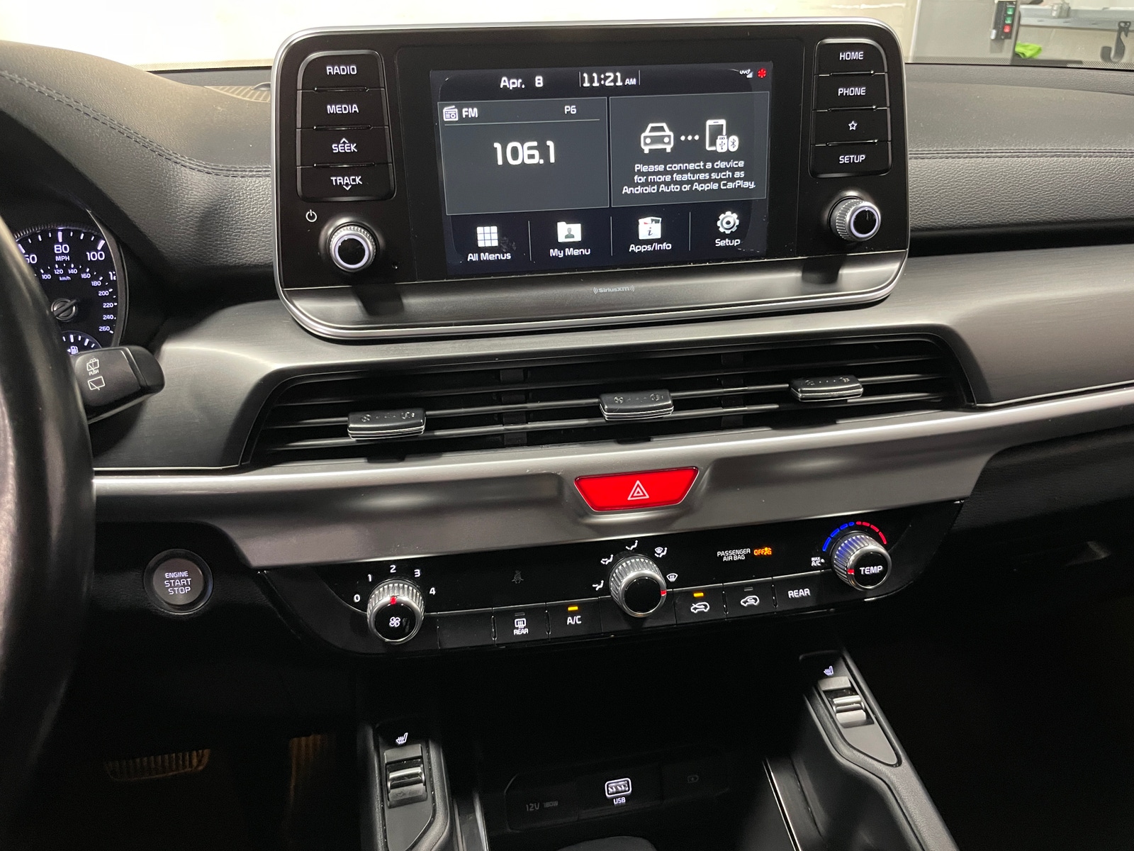 Thumbnail: 2020 Kia Telluride - 3