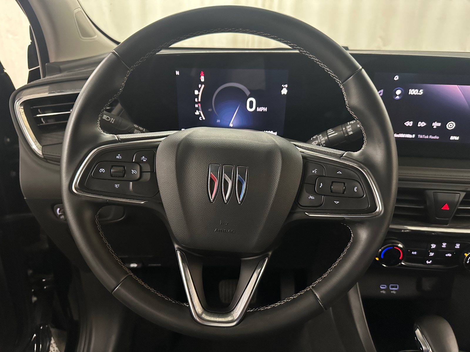 Thumbnail: 2025 Buick Encore GX - 4