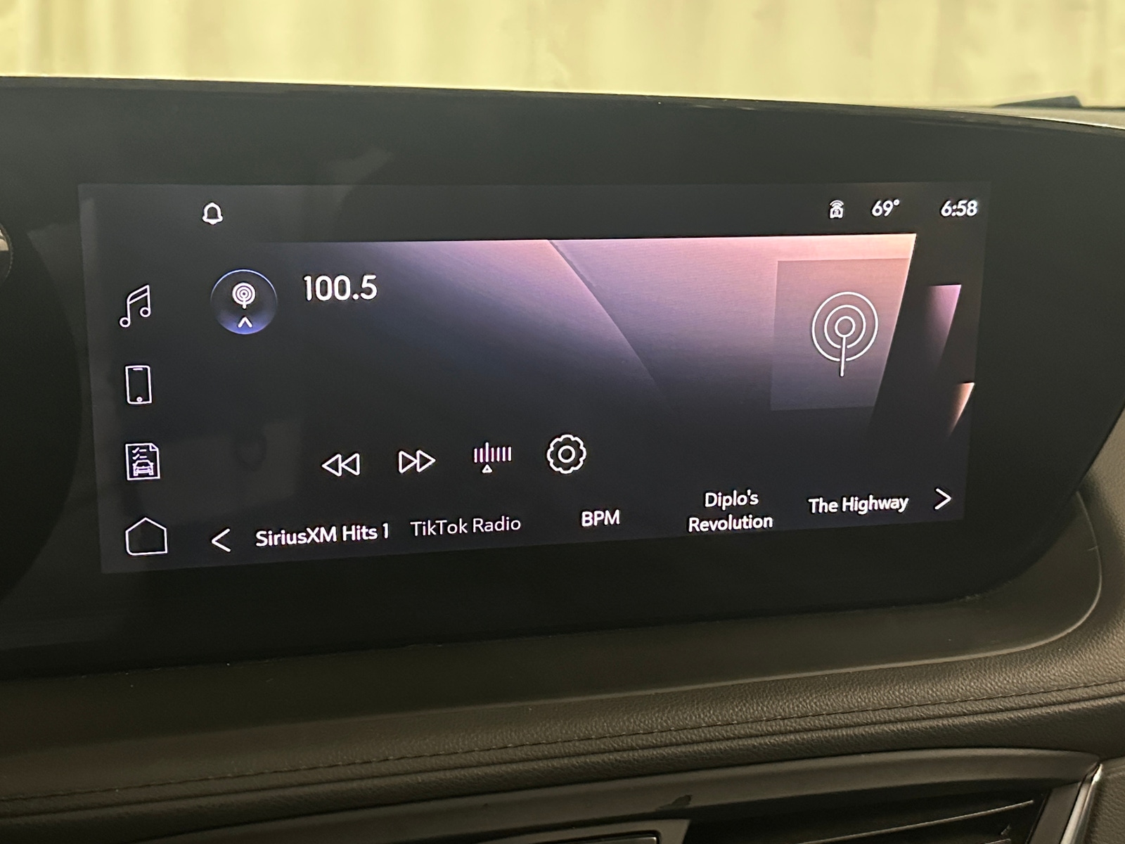 Thumbnail: 2025 Buick Encore GX - 3