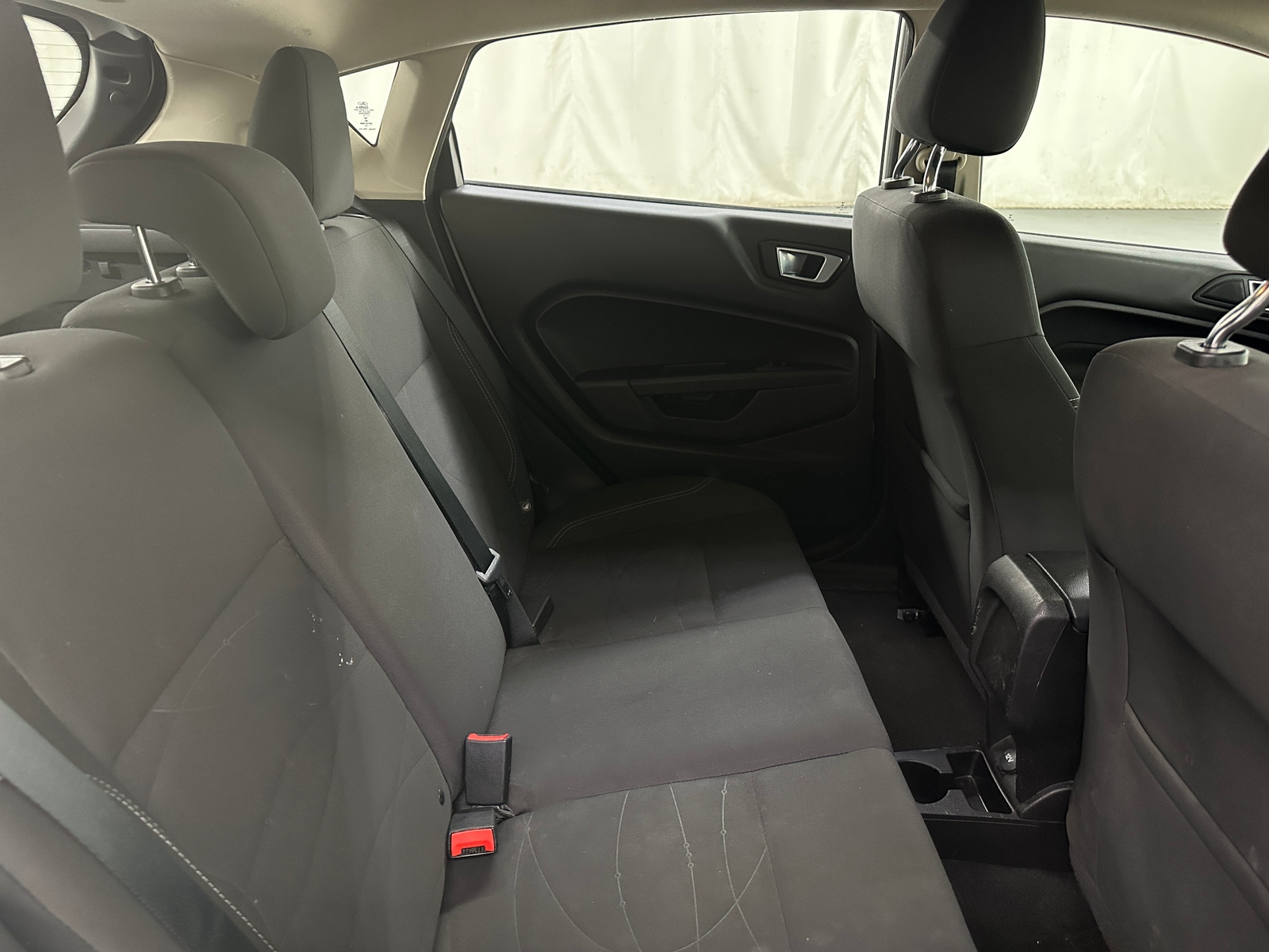 Thumbnail: 2016 Ford Fiesta - 6