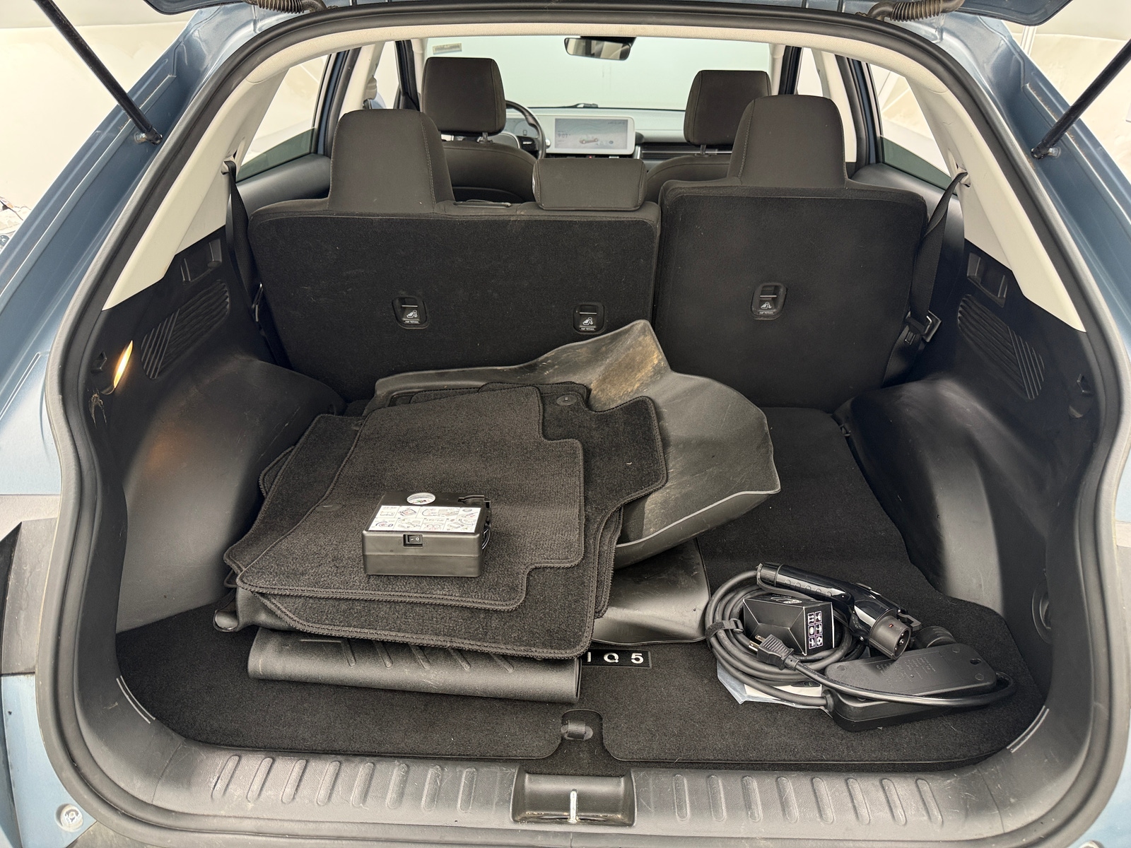 Thumbnail: 2022 Hyundai Ioniq 5 - 7