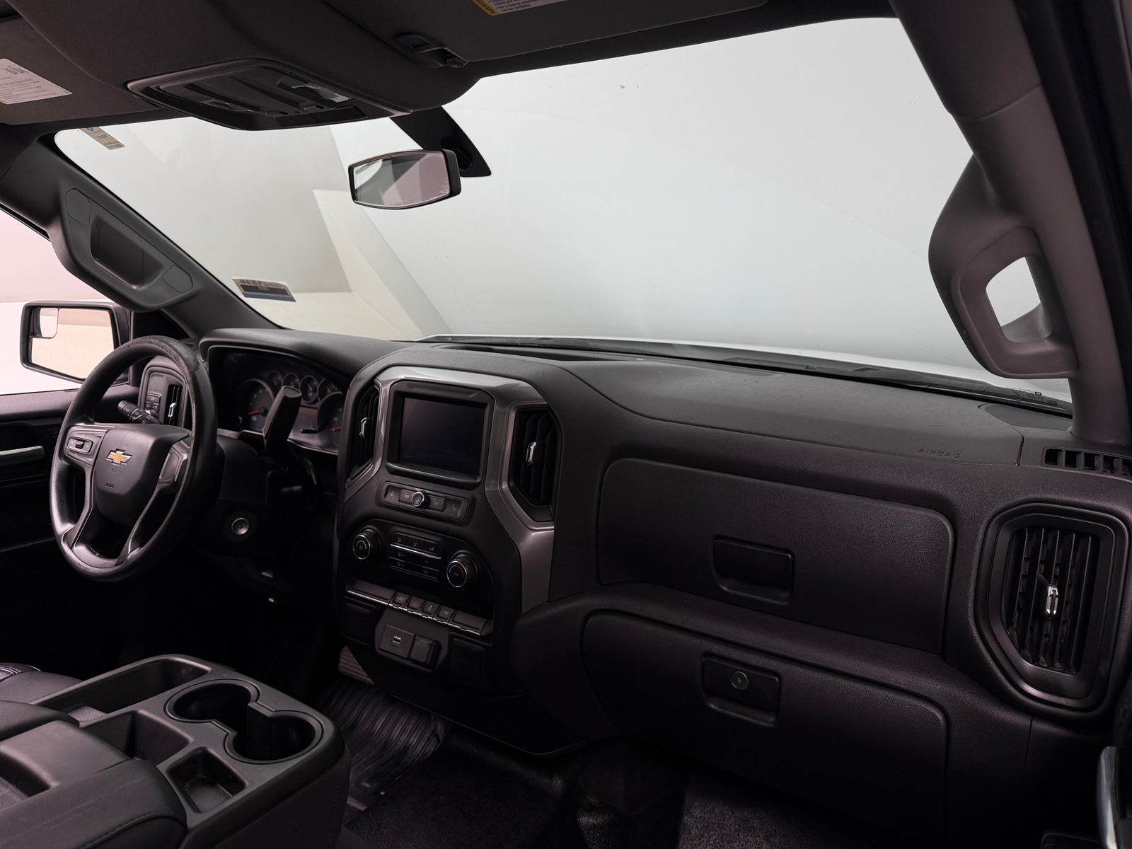 Thumbnail: 2020 Chevrolet Silverado 1500 - 3