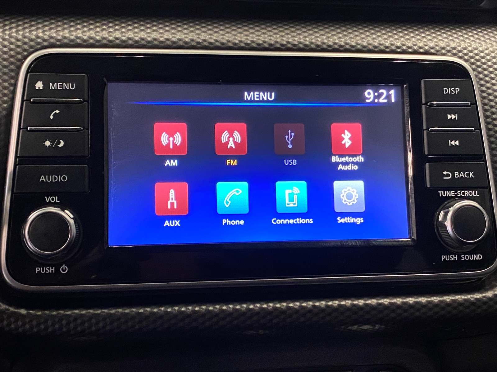 Thumbnail: 2020 Nissan Kicks - 4