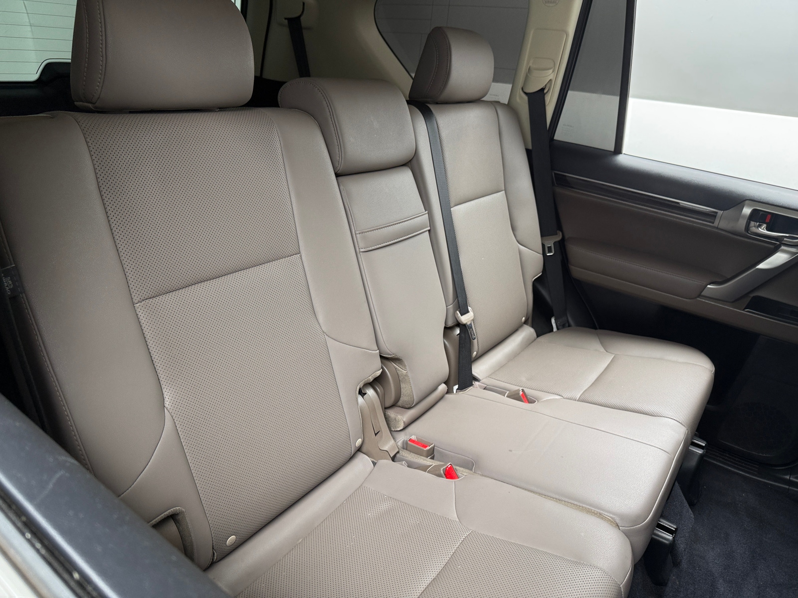 Thumbnail: 2022 Lexus GX - 5