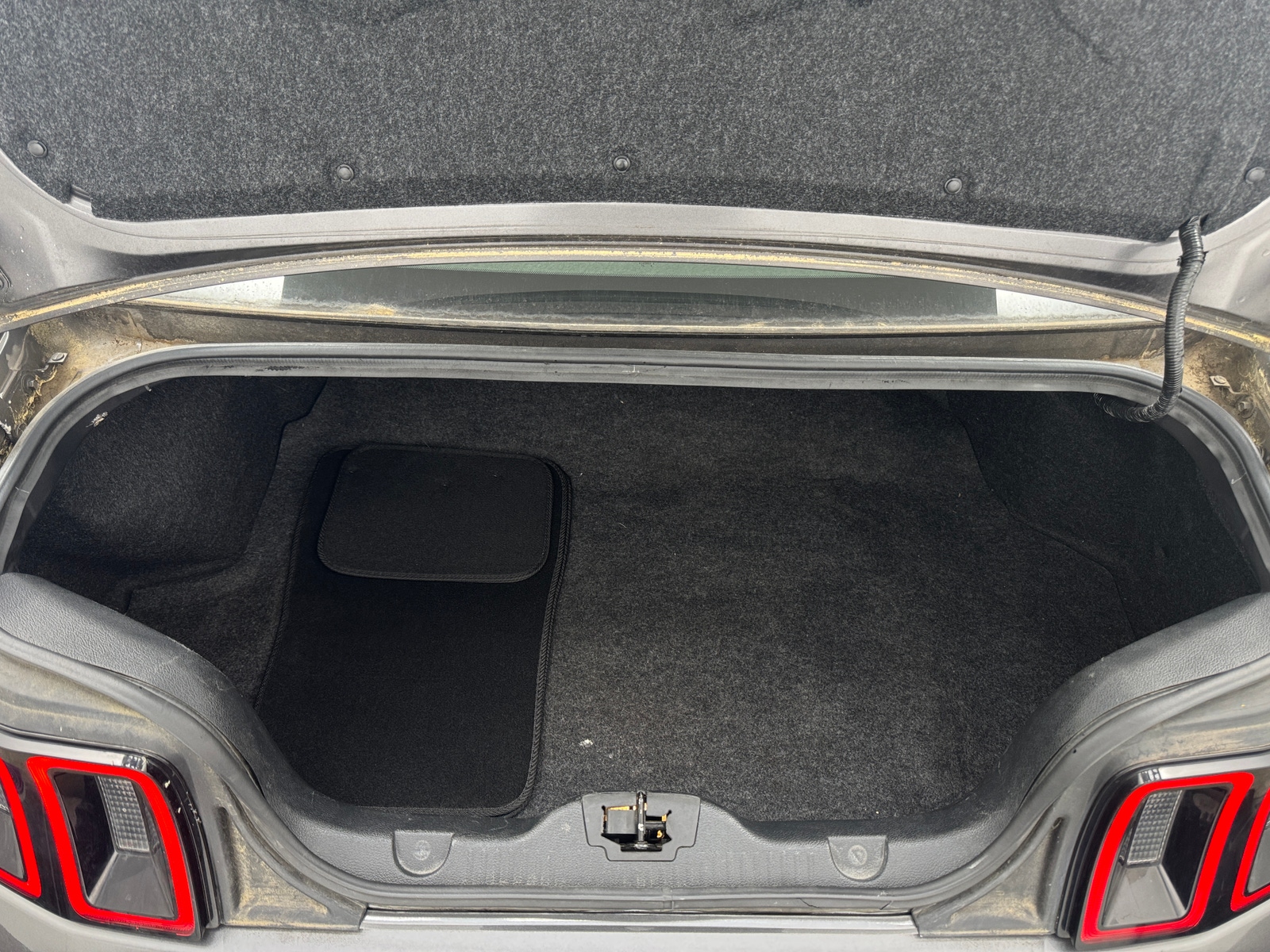 Thumbnail: 2014 Ford Mustang - 5