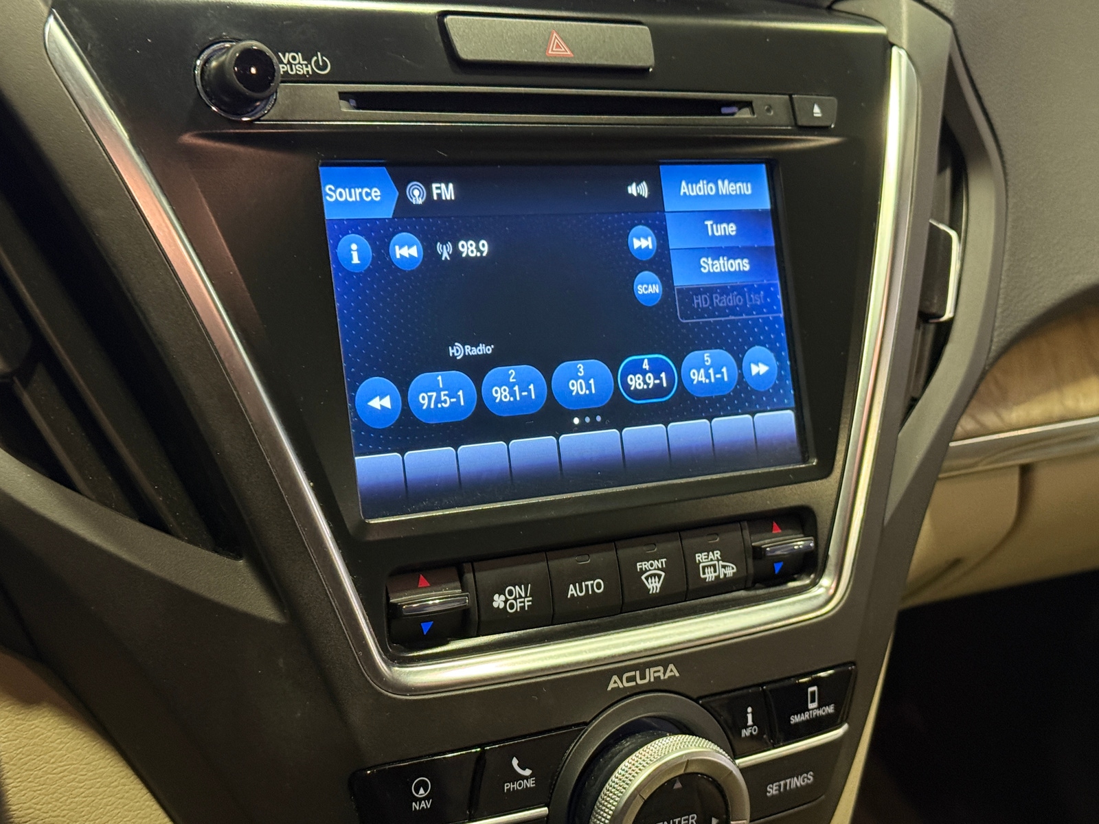 Thumbnail: 2019 Acura MDX - 3