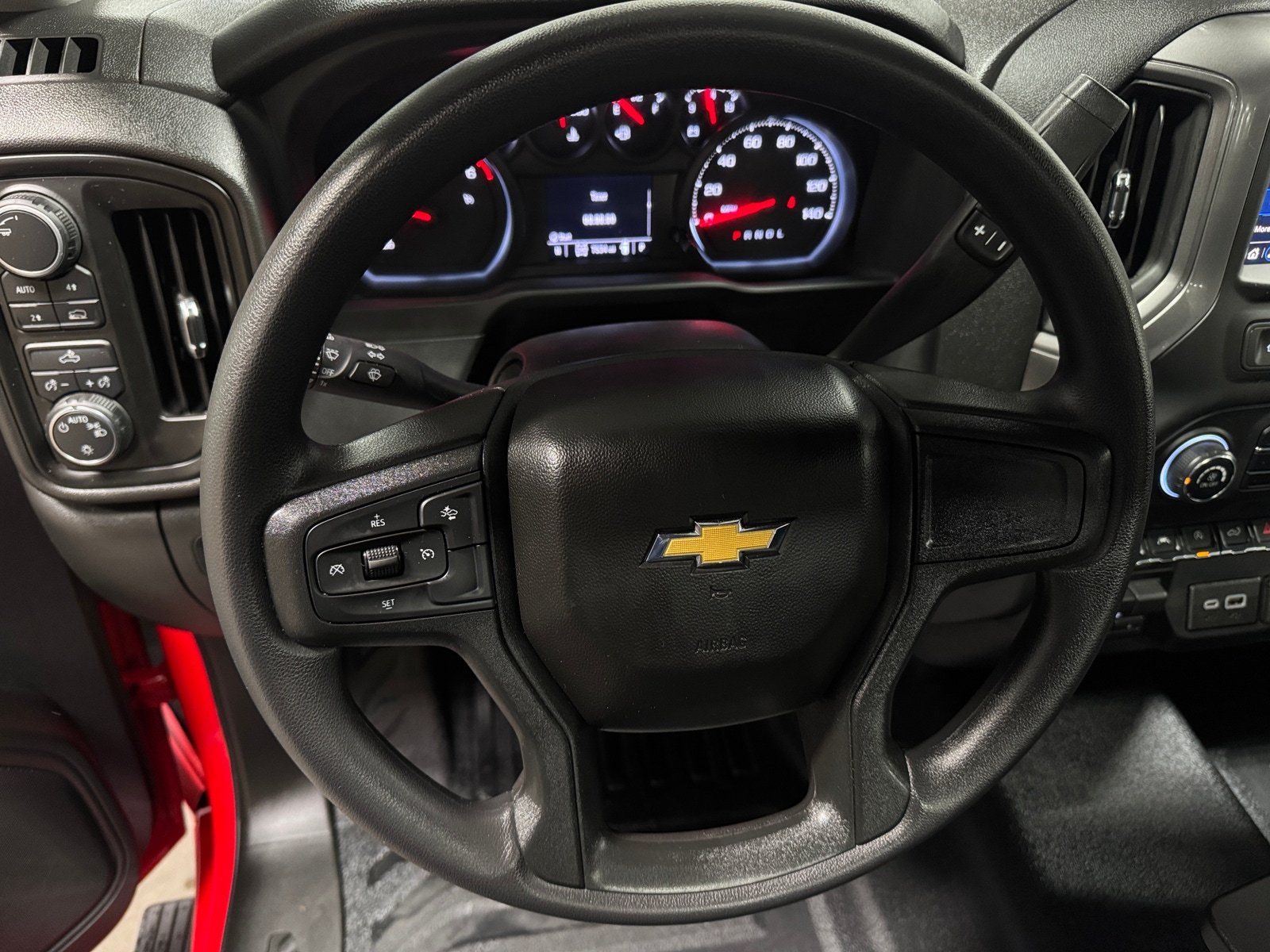 Thumbnail: 2026 Chevrolet Silverado 1500 - 5